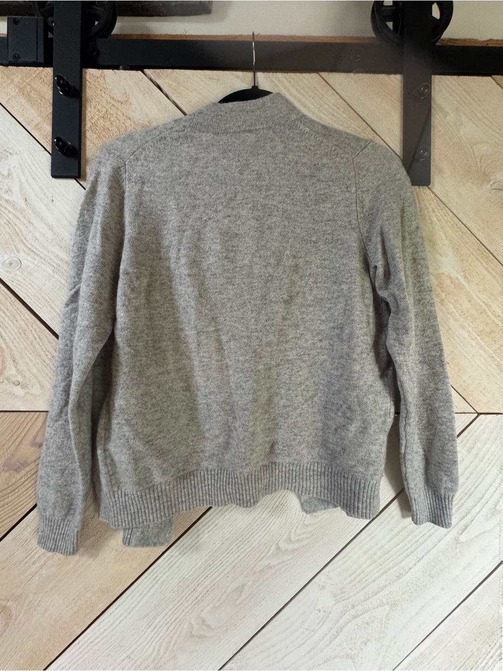 100% cashmere cardigan, grey, size Medium - Picture 4 of 4